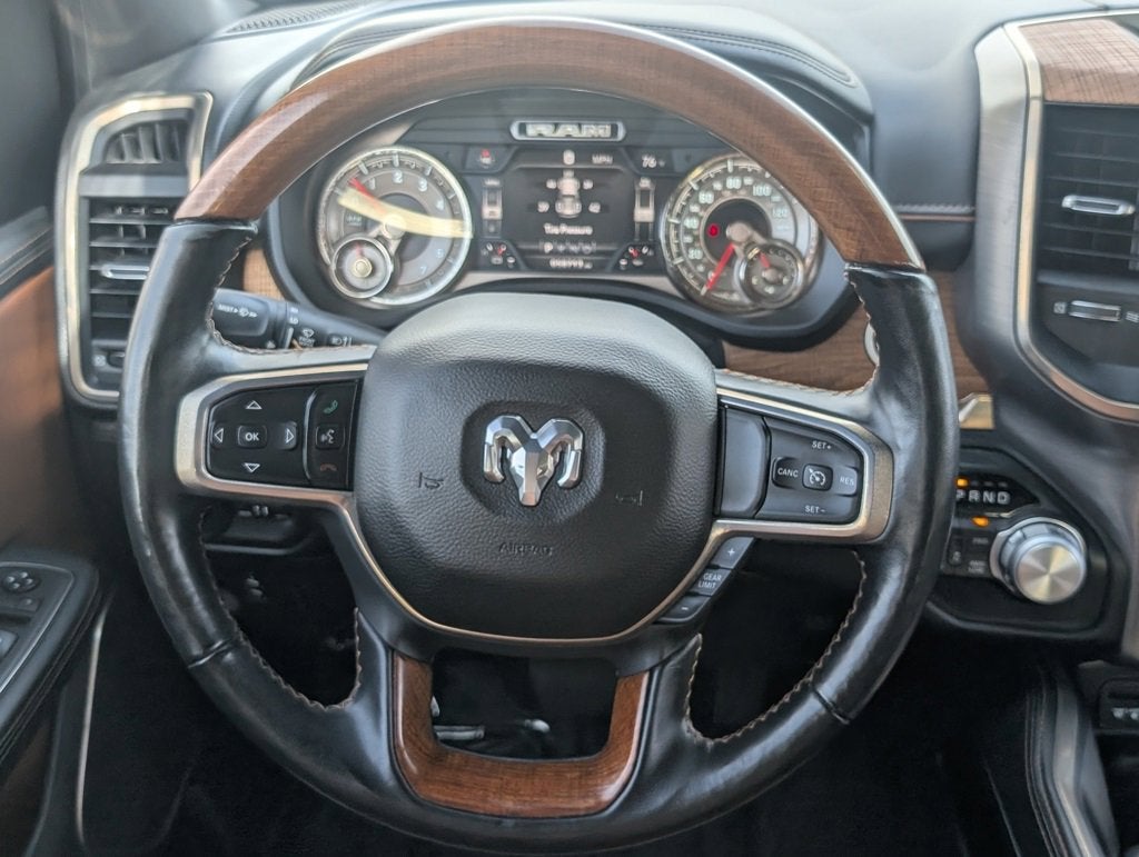 2019 RAM 1500 Longhorn Crew Cab 4x4 5'7" Box