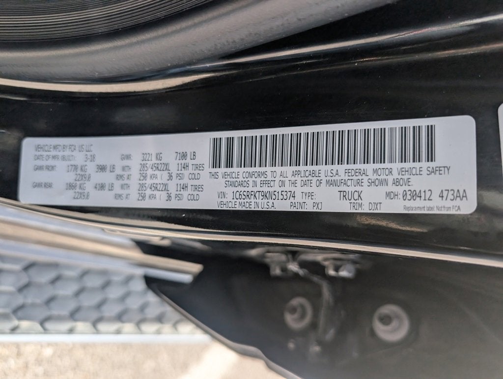 2019 RAM 1500 Longhorn Crew Cab 4x4 5'7" Box