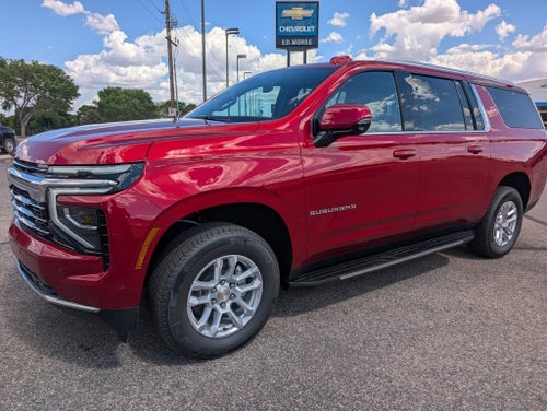 2025 Chevrolet Suburban LT