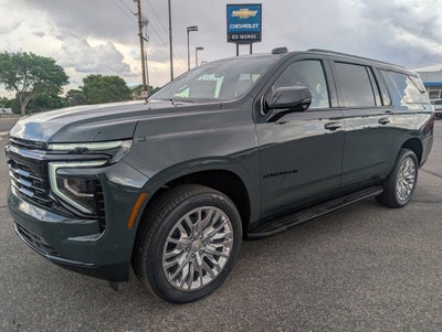 2025 Chevrolet Suburban RST