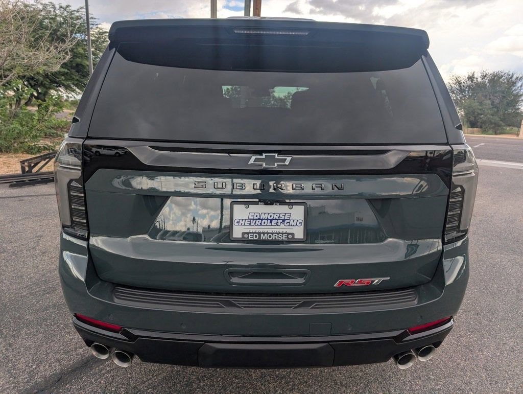 2025 Chevrolet Suburban RST