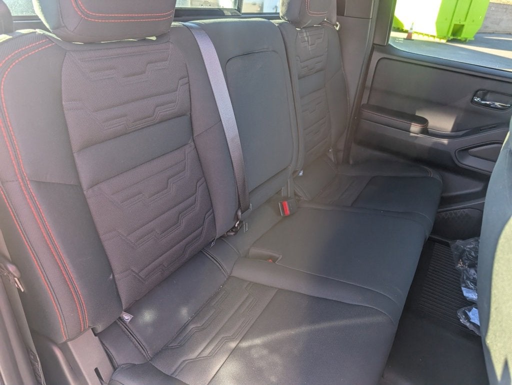 2025 Nissan Frontier Crew Cab Long Bed PRO-4X 4x4