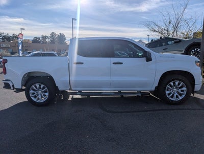 2022 Chevrolet Silverado 1500 Custom