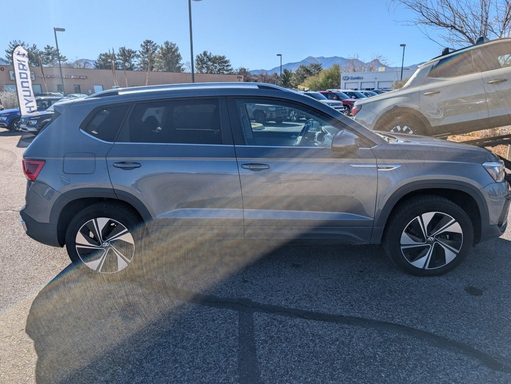 2024 Volkswagen Taos 1.5T SE