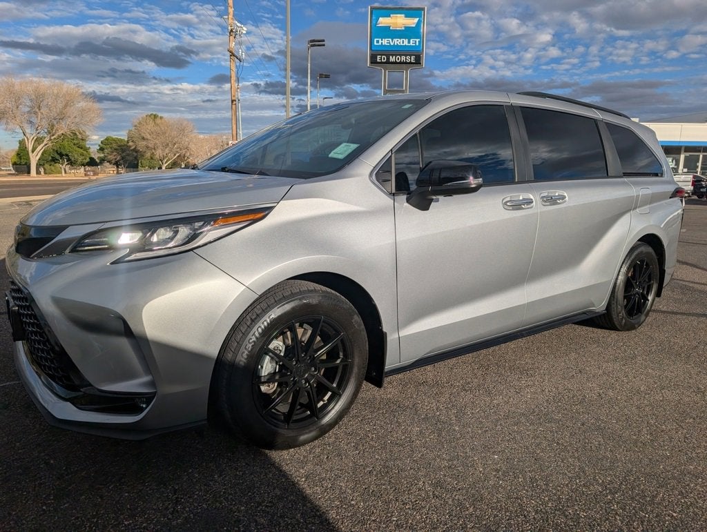 2023 Toyota Sienna 25th Anniversary Edition