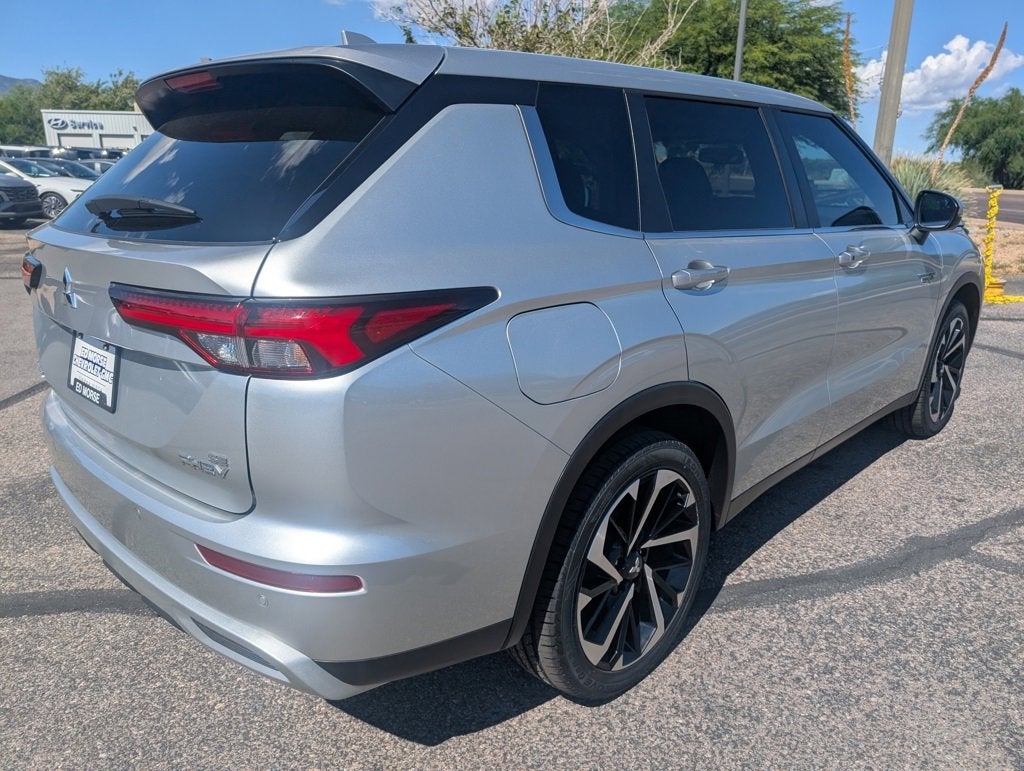 2024 Mitsubishi Outlander PHEV SE S-AWC