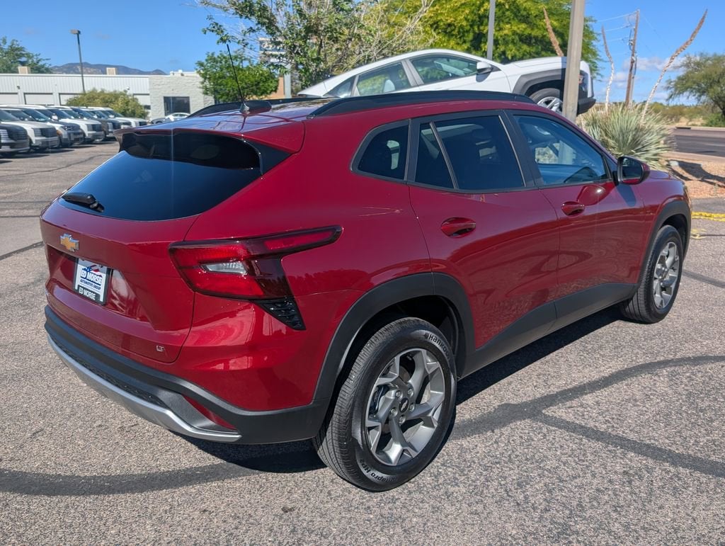 2025 Chevrolet Trax LT