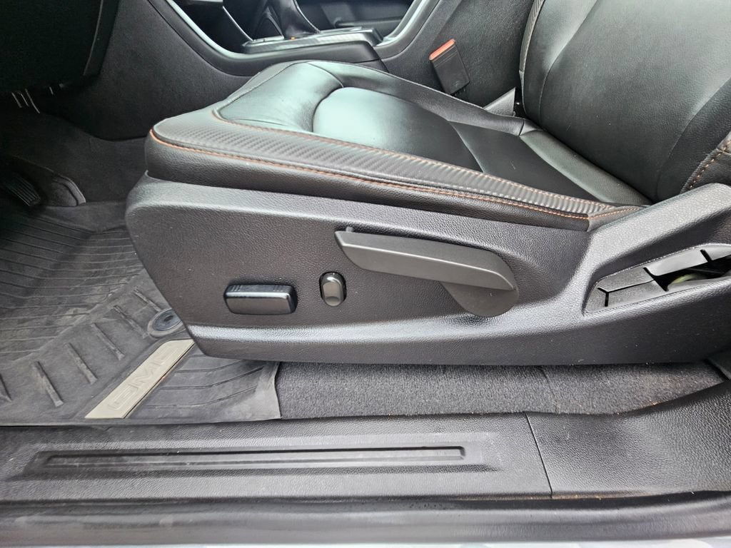 2022 GMC Canyon AT4 - Leather