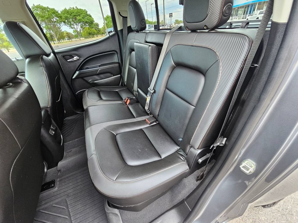 2022 GMC Canyon AT4 - Leather