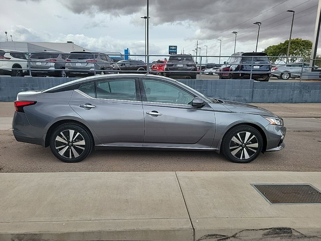 2022 Nissan Altima SL - Photo 8