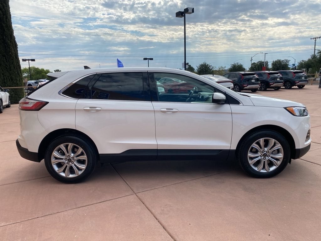 2023 Ford Edge Titanium