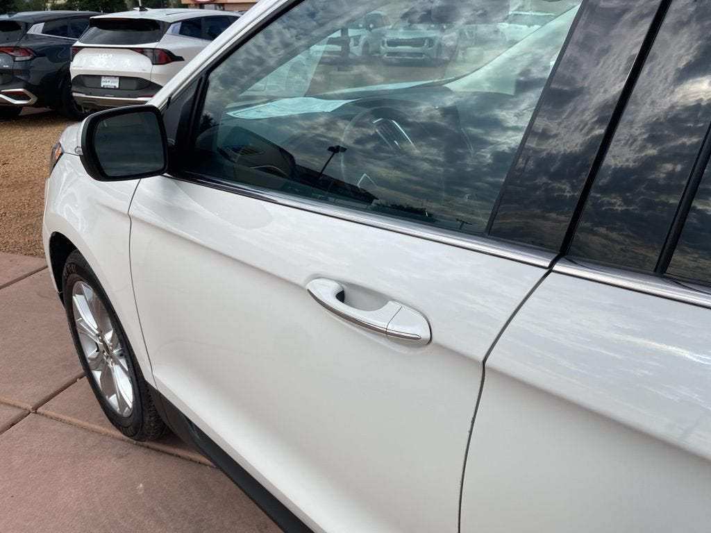 2023 Ford Edge Titanium