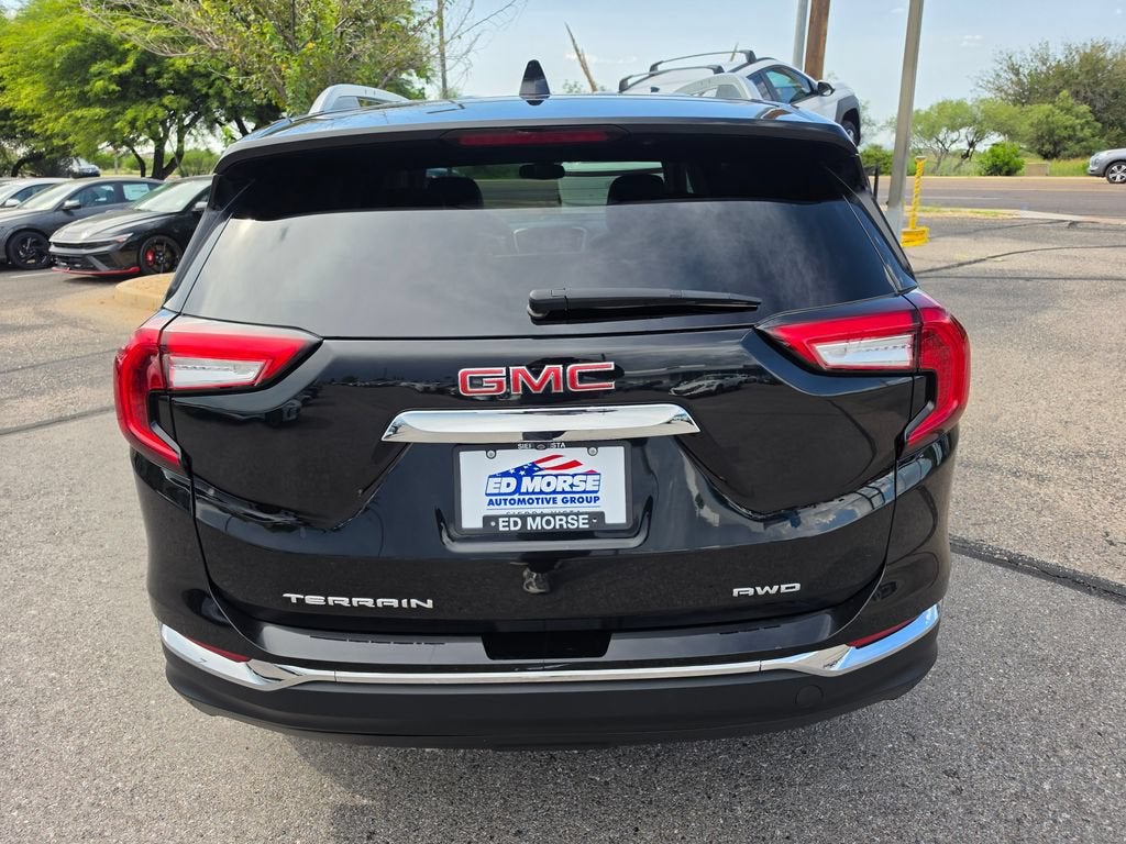 2024 GMC Terrain SLT