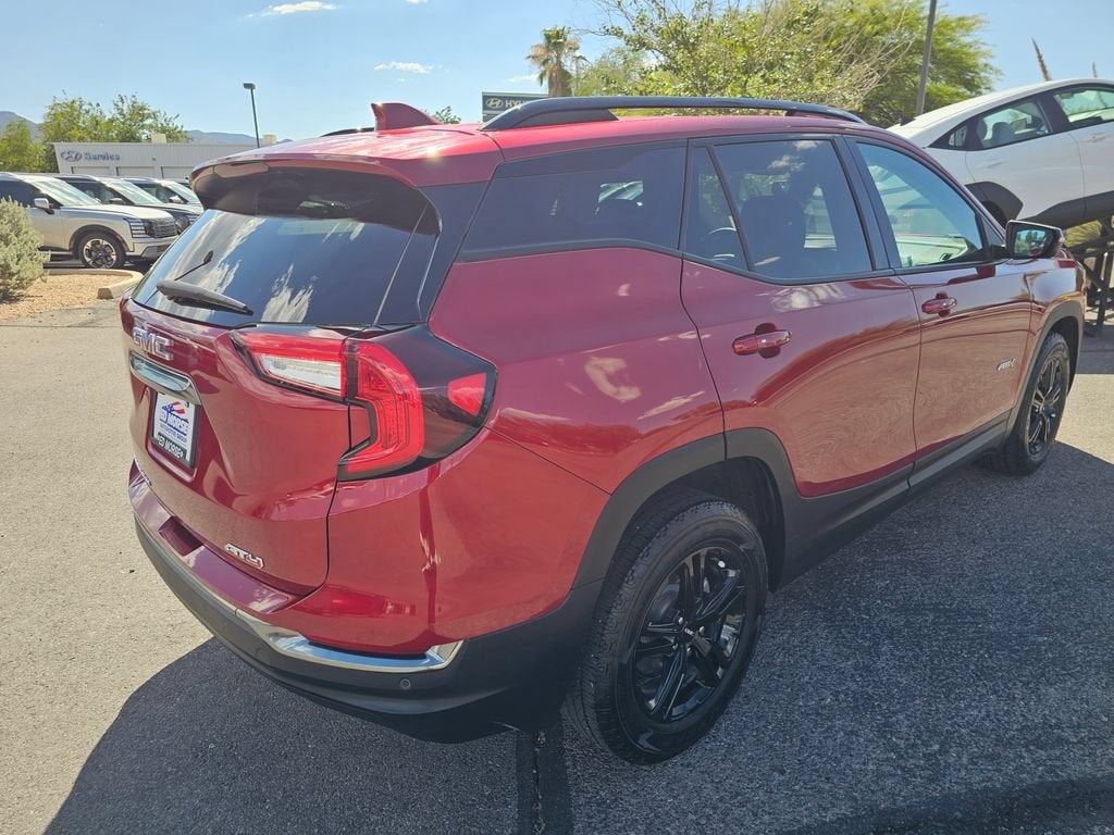 2024 GMC Terrain AT4