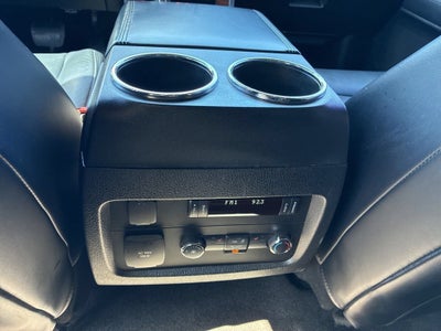 2015 Lincoln Navigator Base