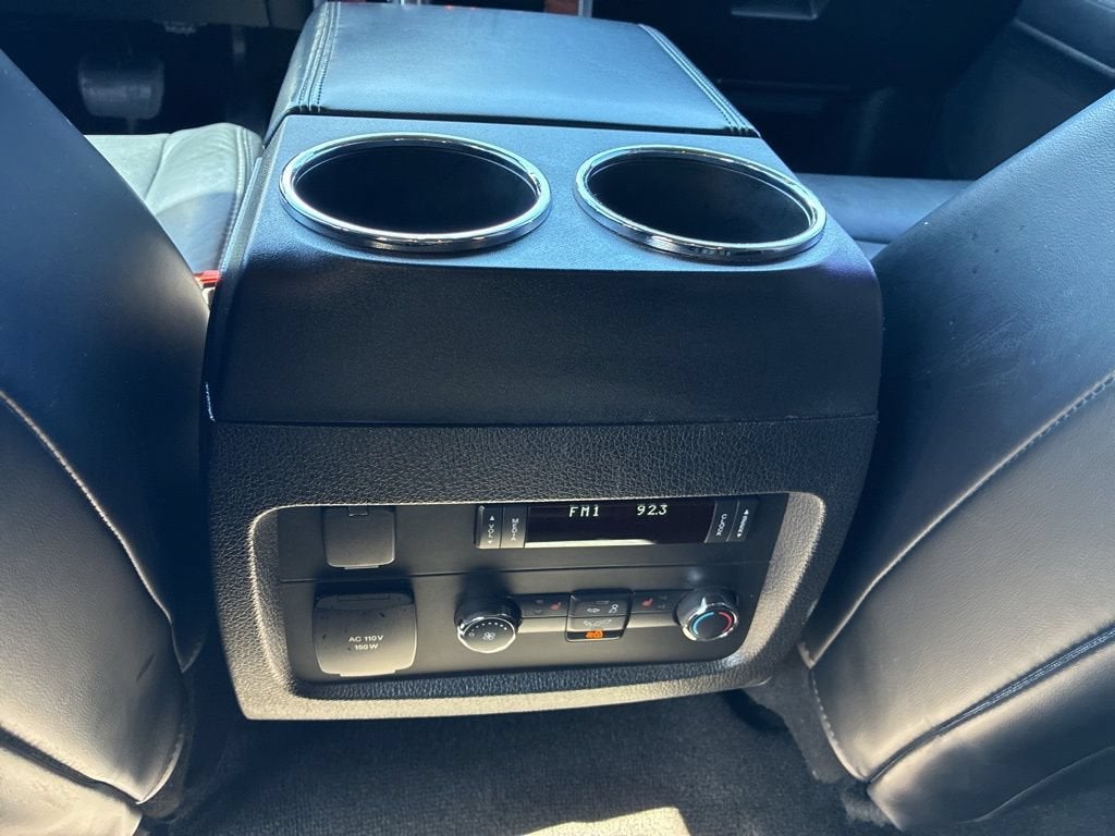 2015 Lincoln Navigator Base