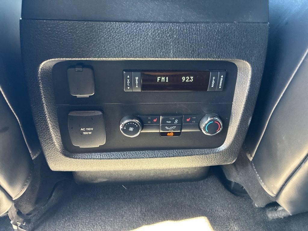 2015 Lincoln Navigator Base