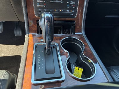 2015 Lincoln Navigator Base